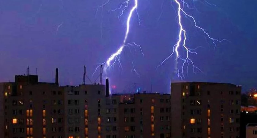 Burza i deszcze nad Polską. Zobacz czy twoje miasto jest zagrożone