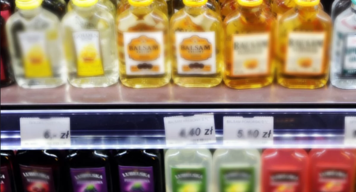 Nowy sondaż IBRiS. Zobacz czy Polacy są za podwyżką cen alkoholu