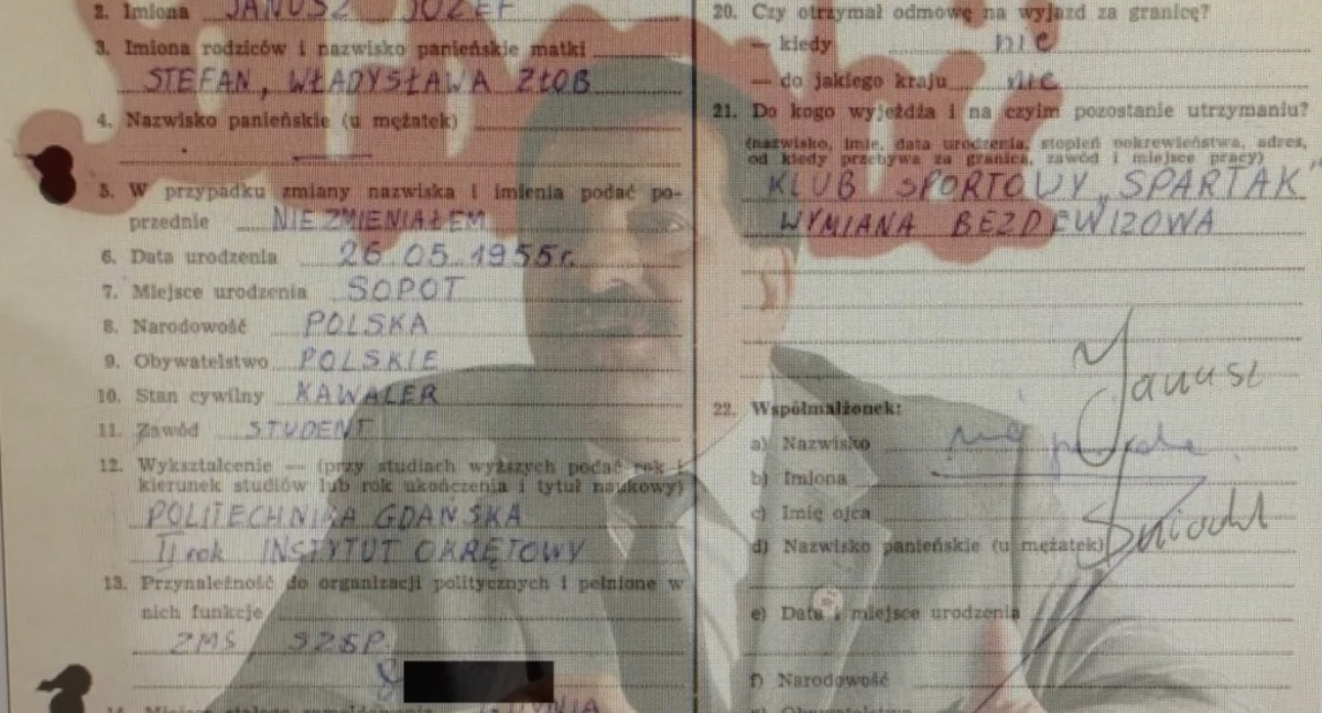 Ciekawostki , Teczka Janusza Śniadka dziwi Wiadomo czemu uderzał Lecha Wałęsę - zdjęcie, fotografia