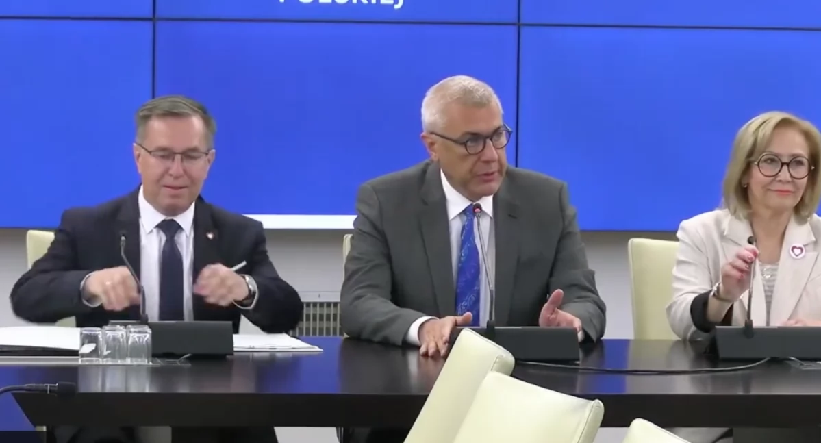Zespół ds. rozliczenia przestępstw działaczy PiS zawiadomił prokuraturę o możliwości popełnienia przestępstwa przez działaczy PiS podczas promowania organizowanej przez nich zbiórki publicznej