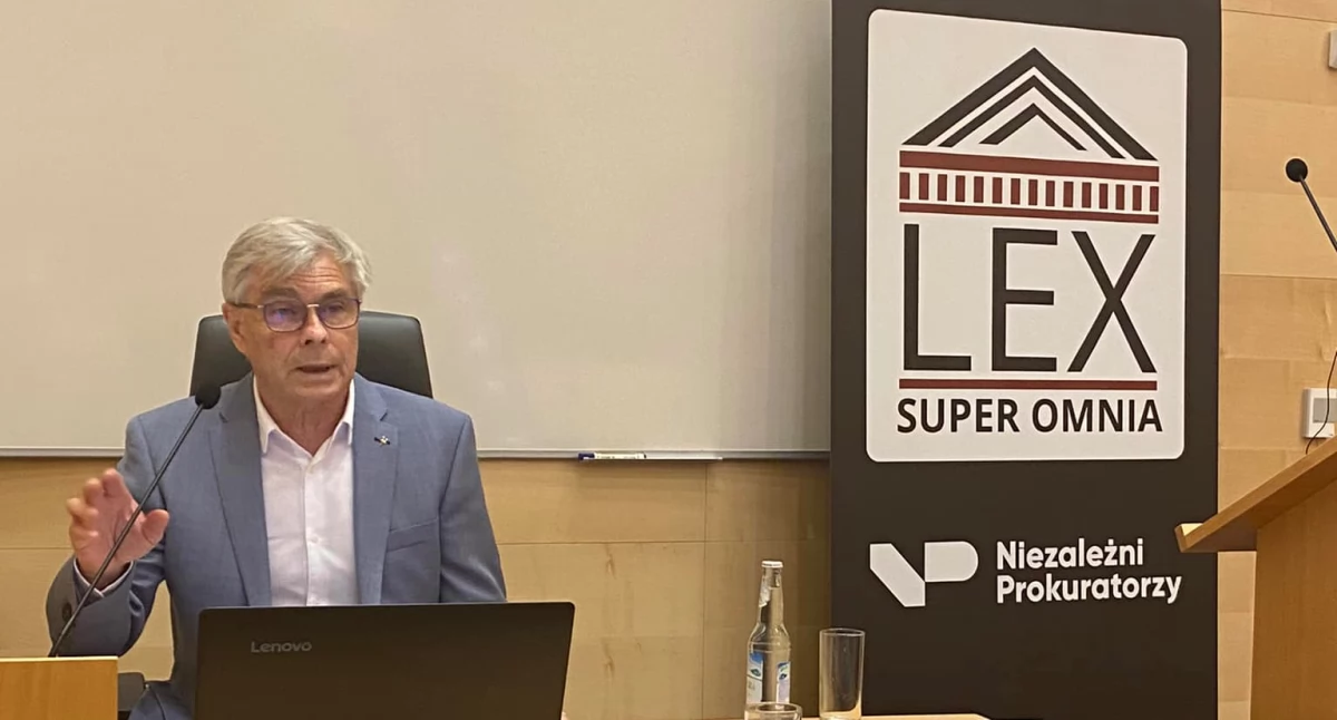 Prokuratorzy z Lex Super Omnia dementują fake news podany przez stowarzyszenie Ad Vocem na temat pensji sędzio∑ i prokuratorów 