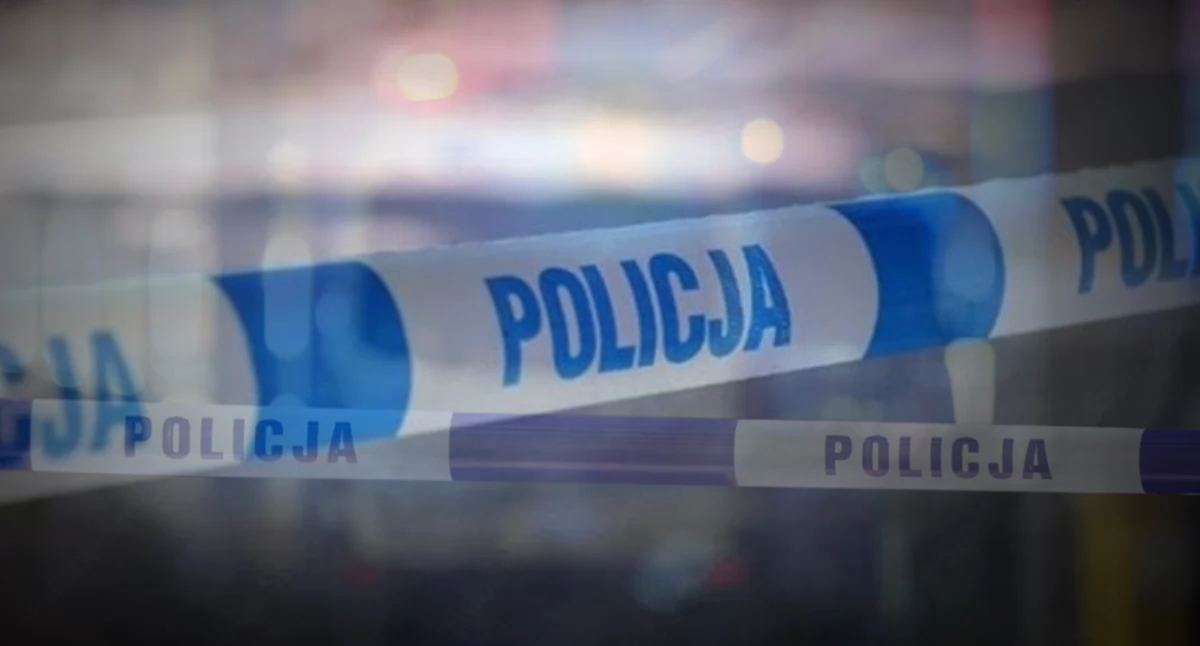 Zdjęcie taśm policyjnych zabezpieczające teren. Zabójstwo dwóch kobiet w Lipianach