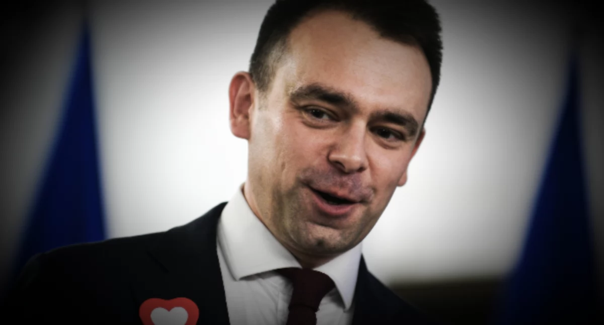 Andrzej Domański przed decyzją życia. Wypłata środków dla PiS