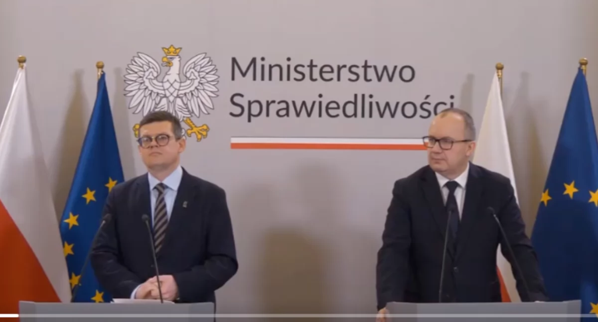 Minister sprawiedliwości Adam Bodnar razem z Krystianem Markiewiczem przedstawił dwa projekty rozwiązania problemu neosędziów. 