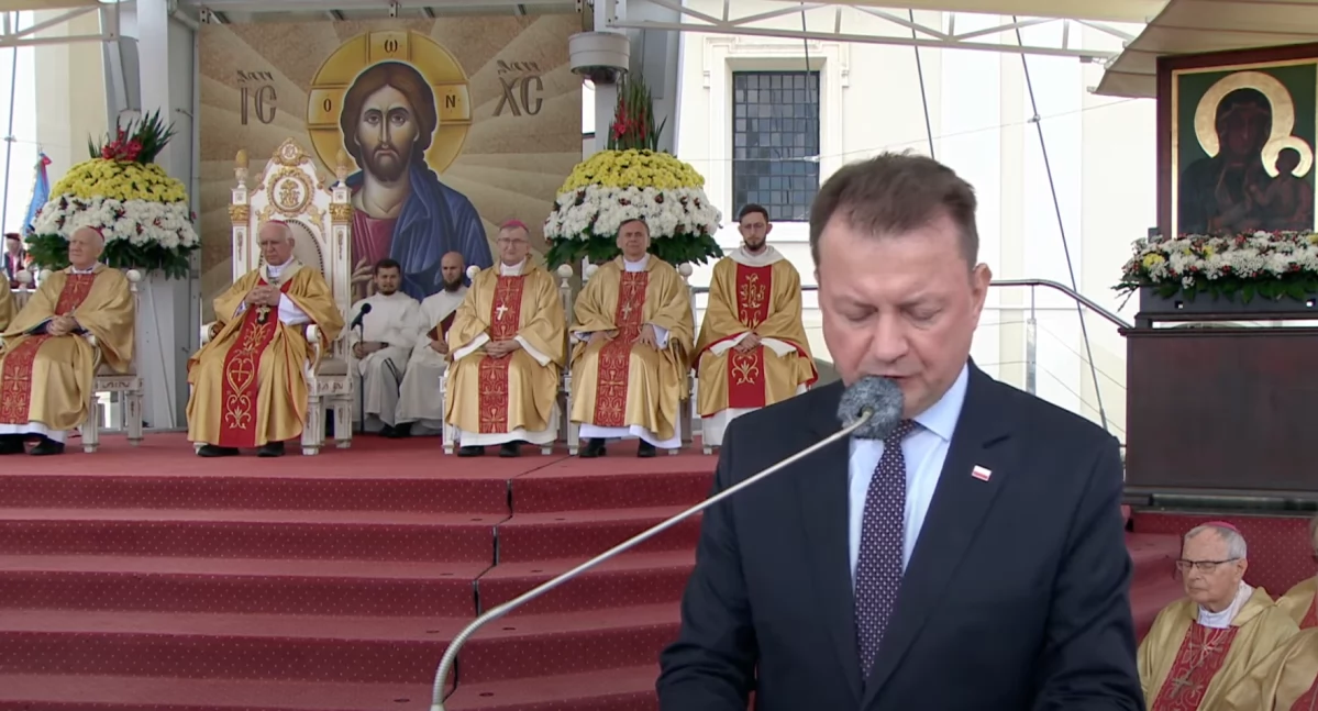 MON kupiło reklamy w mediach Tadeusza Rydzyka promując służbę wojskową. Mariusz Błaszczak na Jasnej Górze 