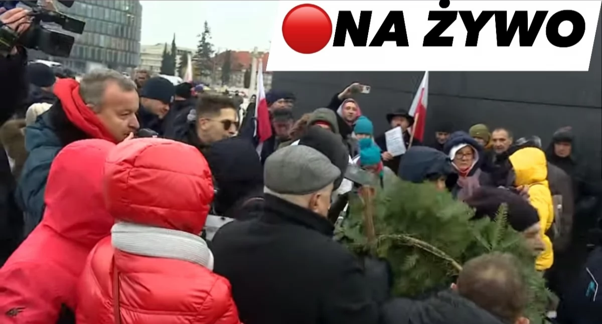 Relacja wideo na żywo ze 177. miesięcznicy smoleńskiej – tu oglądaj online, co dzieje się na pl. Piłsudskiego w Warszawie