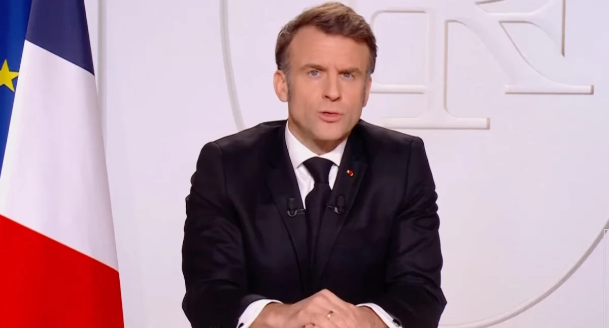 Prezydent Francji Emmanuel Macron zyskał poparcie w sondażach wyborczych. Francuzi opowiadają się za dalszym wspieraniem Ukrainy.