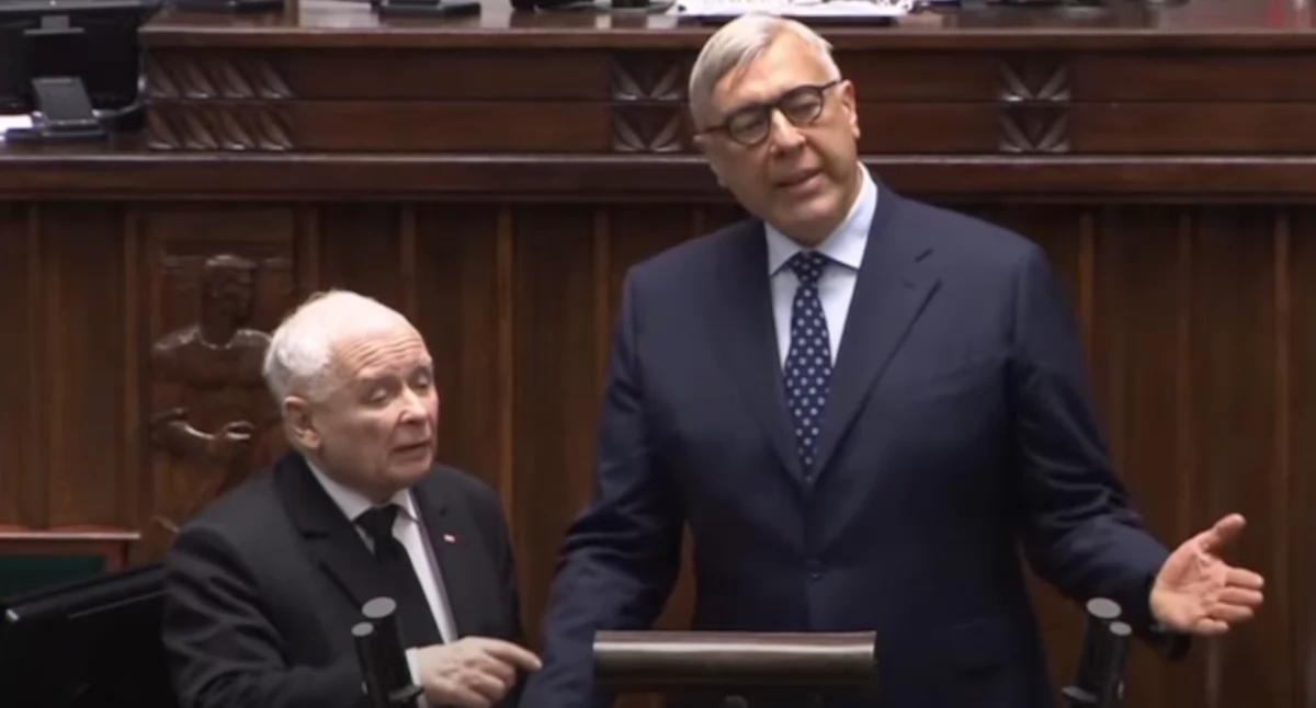 Roman Giertych i Jarosław Kaczyński – awantura w Sejmie. Mecenas twierdzi, że jest wujkiem prezesa PiS