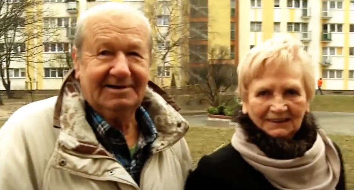 Seniorzy wolą otrzymywać emerytury na konto bankowe. Nowy komunikat ZUS