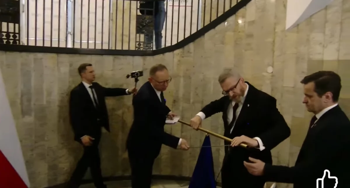 Grzegorz braun zerwał felgę Unii Europejskiej w Ministerstwie Przemysłu 