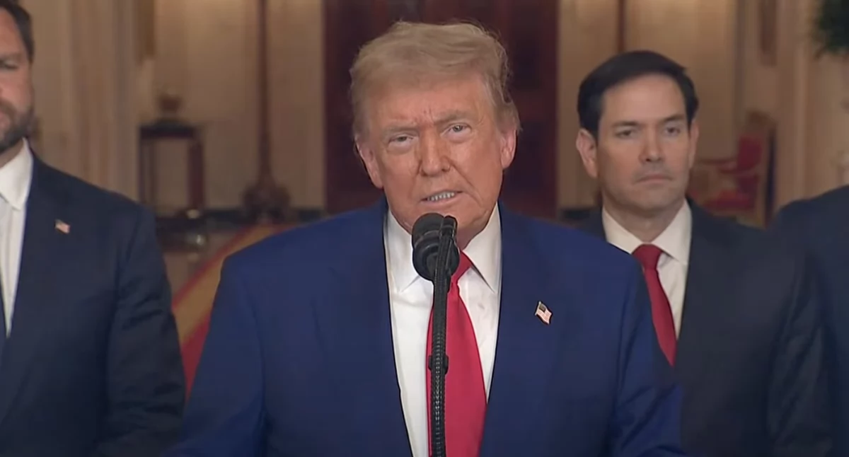 Donald Trump podczas orędzia tuż po zbombardowaniu celów nuklearnych w Iranie 