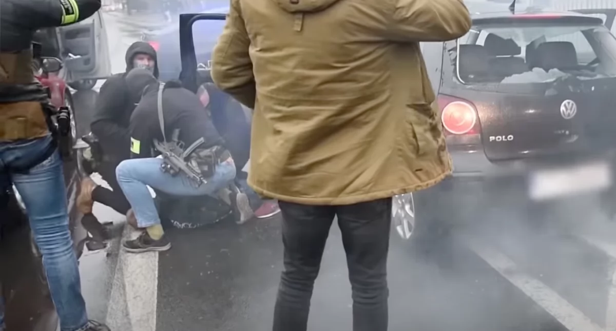 Policja zatrzymała cztery osoby podejrzewane o zabójstwo sprzed lat 