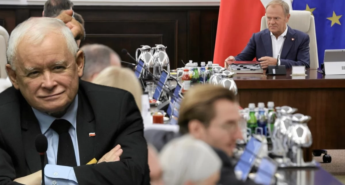 Premier Donald Tusk podczas posiedzenia rządu Koalicji 15 października w KPRM