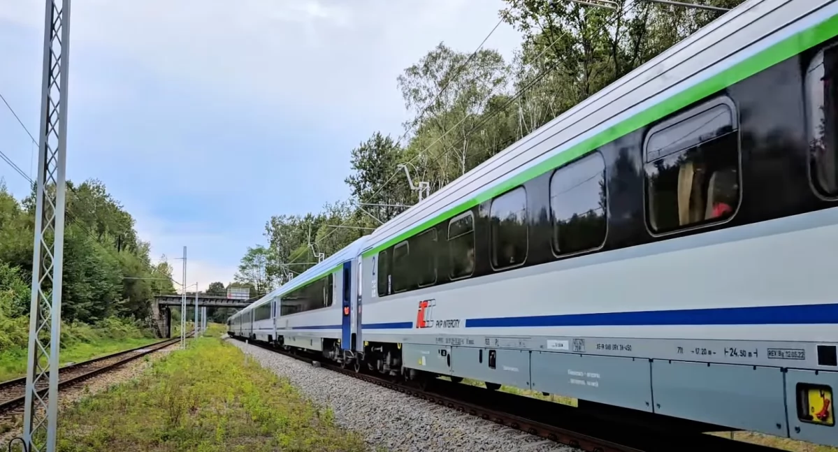 Zdjęcie pociągu intercity