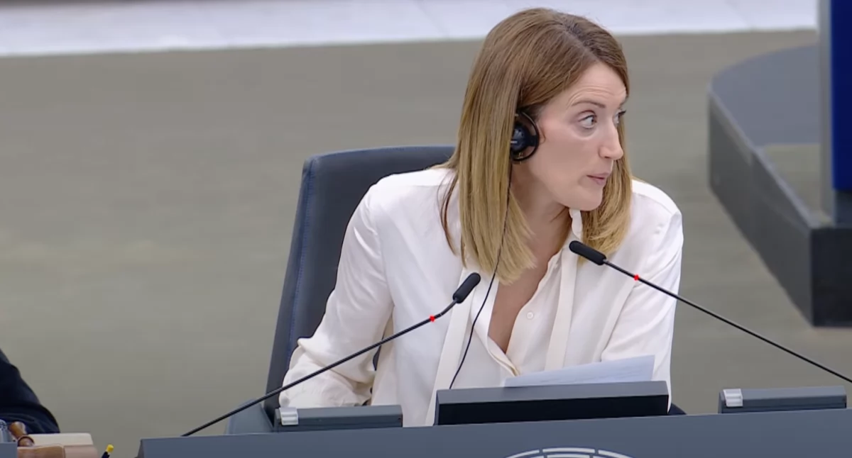 Roberta Metsola – przewodnicząca Parlamentu Europejskiego. Unia Europejska zapowiada cła odwetowe na USA