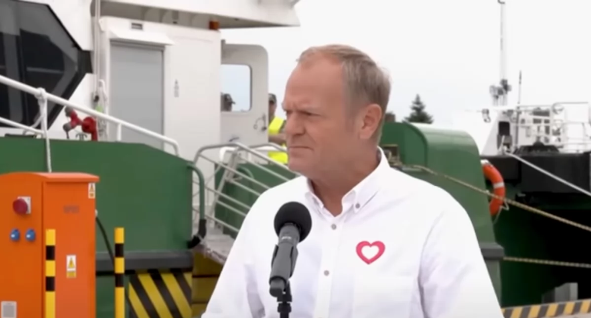 Premier Donald Tusk podczas konferencji prasowej ogłosił wzrost krajowej produkcji pocisków artyleryjskich