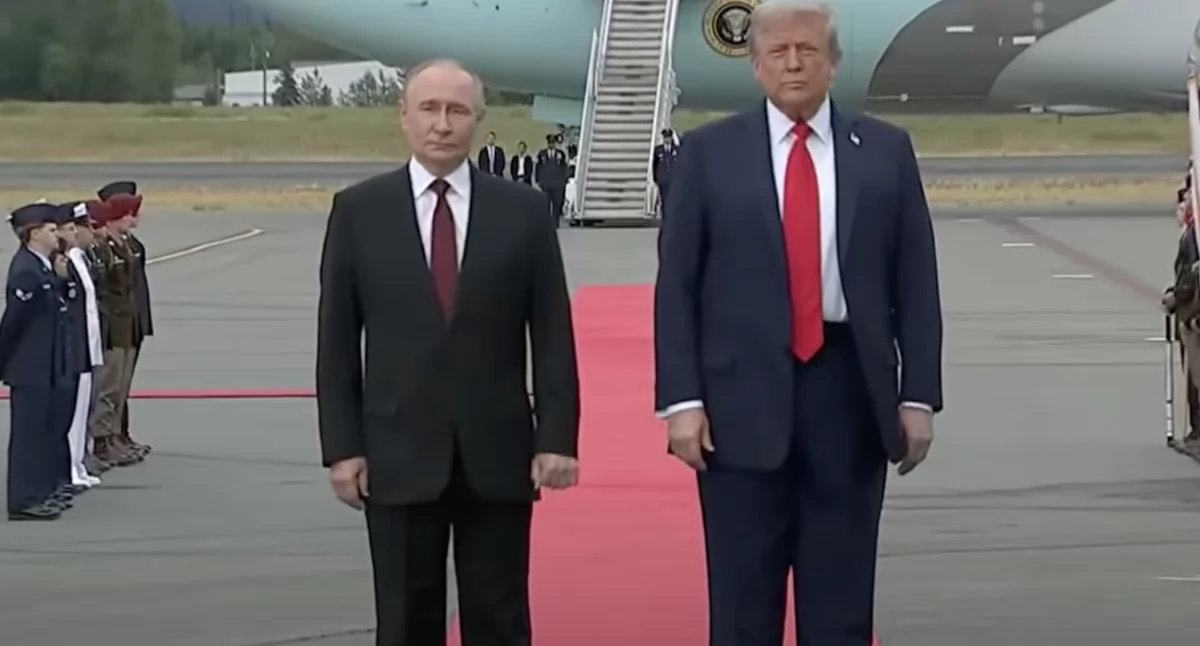 Donald Trump i zbrodniarz wojenny Władimir Putin. Prezydent USA zachwyca się autokratami oraz dyktatorami 