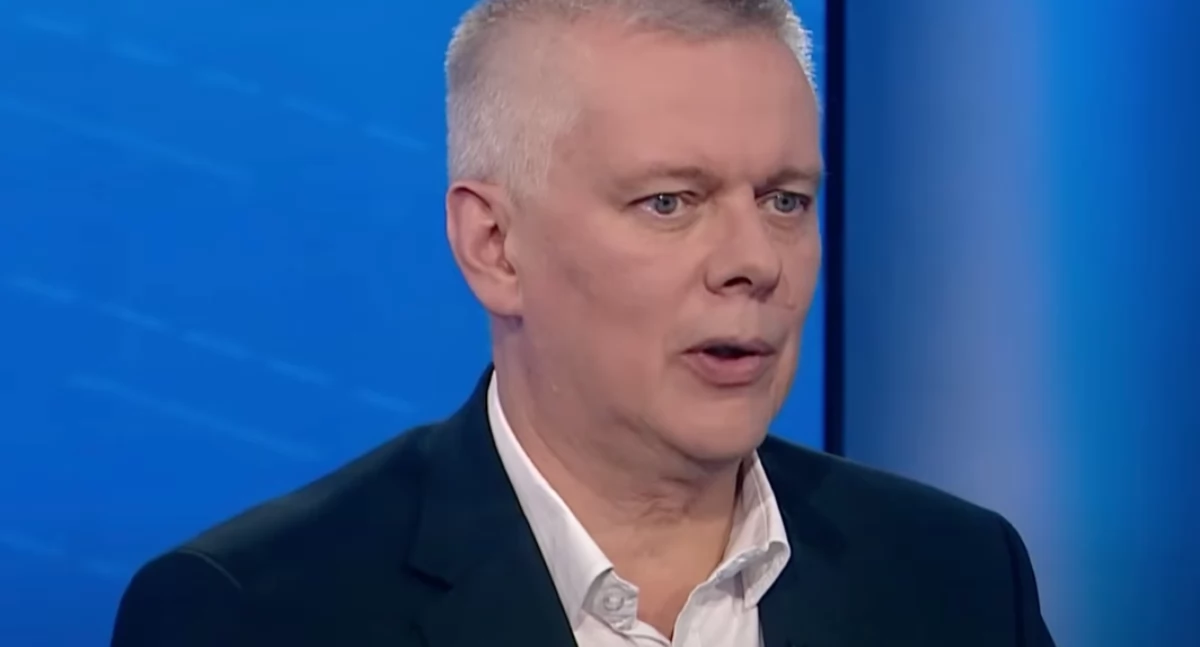 Tomasz Siemoniak potwierdza, że ABW sprawdza, czy za kradzieżą auta DOnalda Tuska nie stoją obce służby