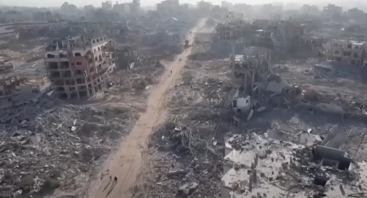 Ruiny budynków w Strefie Gazy. Izrael zapowiedział zniszczenie tuneli Hamasu 