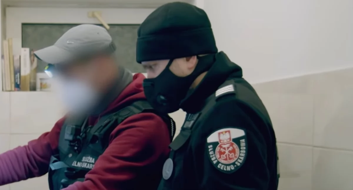 Funkcjonariusze celno-skarbowi odzyskają lata pracy do emerytury