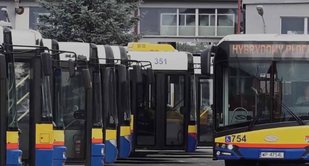 Wszystkich Świętych 2025 w Płocku – zmiany w ruchu i objazdy dla kierowców