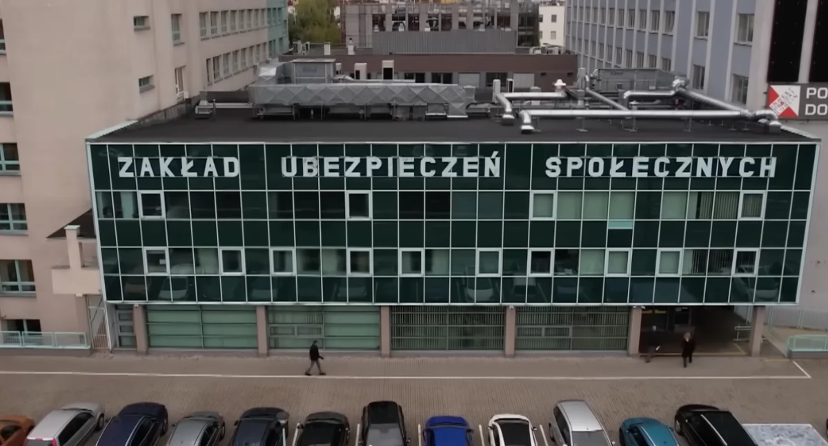 Waloryzacja emerytur 2026. Projekt „Godna Emerytura” podpisany przez Karola Nawrockiego