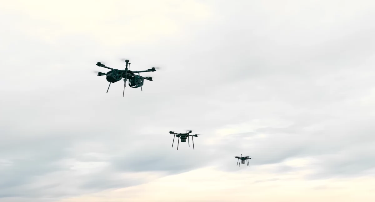 Drony w wojnie rosyjsko-ukraińskiej: przewaga w „małym niebie” i rozwój systemów antydronowych
