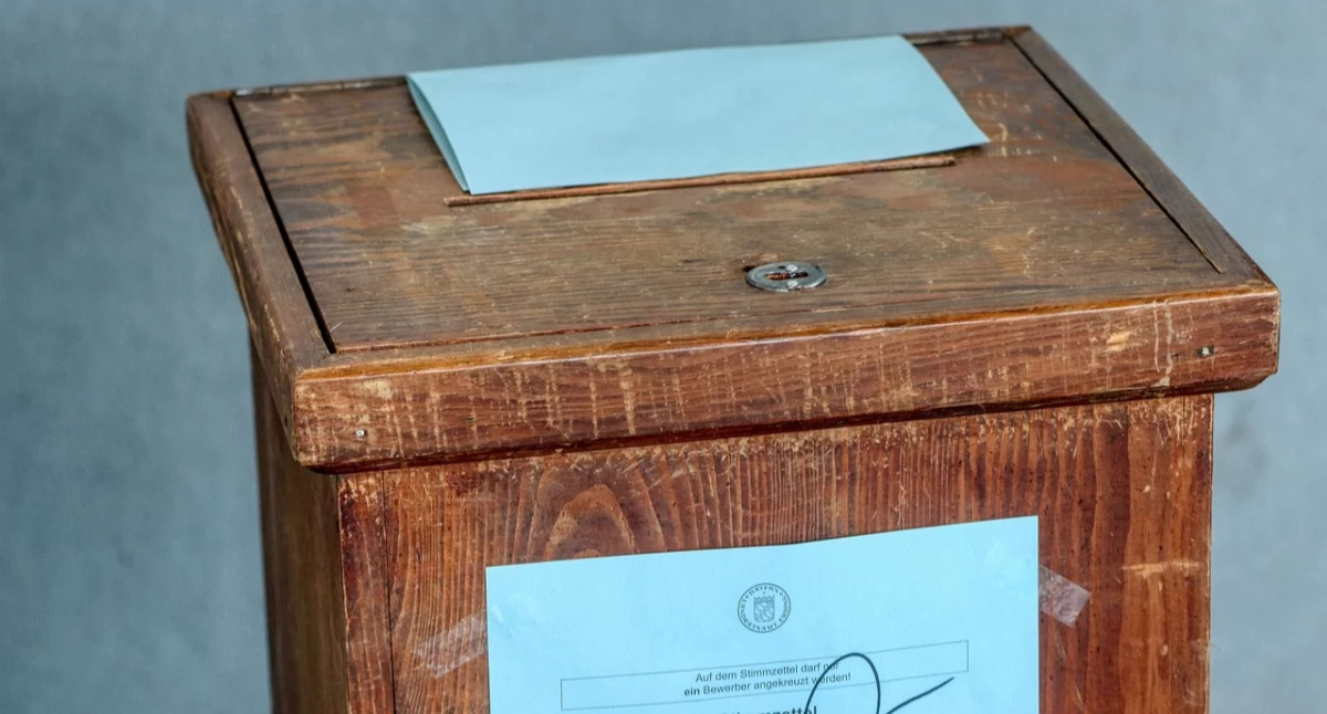 Wybory parlamentarne na Węgrzech 2026. Opozycja notuje wzrost poparcia 