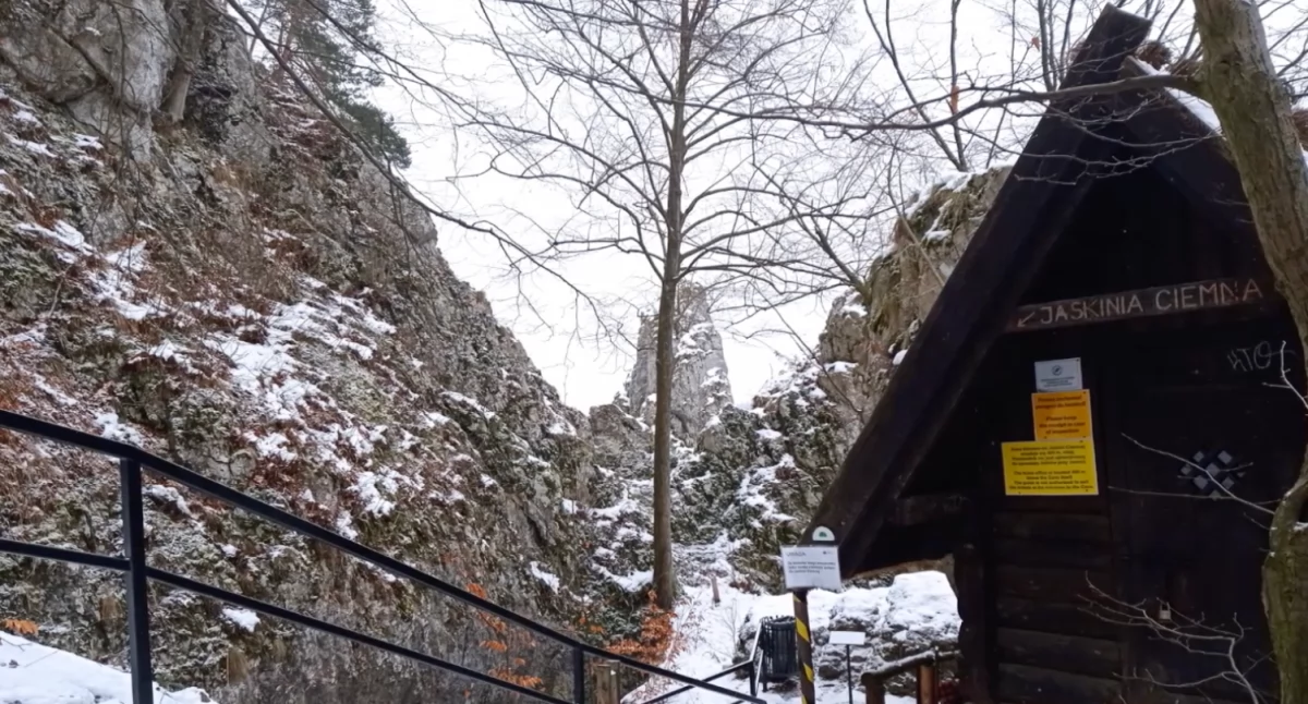 Ojcowski Park Narodowy zaprasza na darmowe spacery rodzinne w ferie