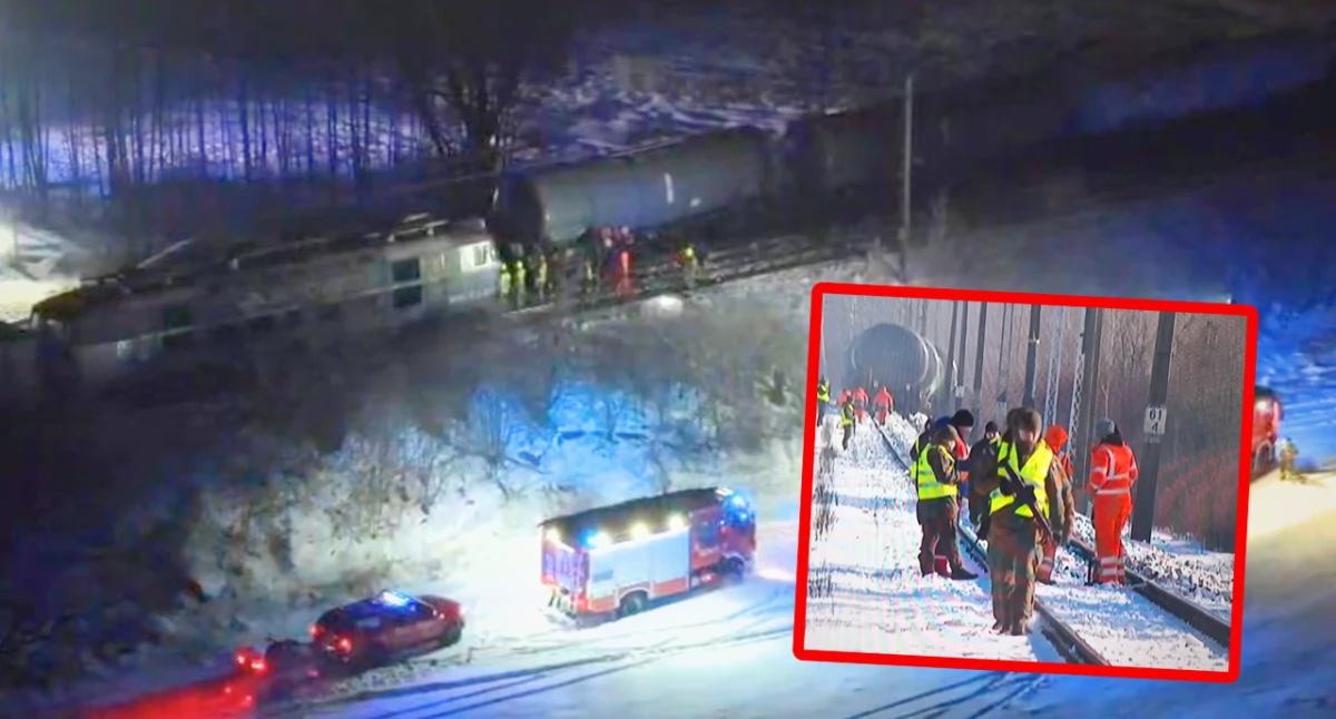 Zdjęcie wykolejenie pociągu towarowego w miejscowości Jaroszowa Wola