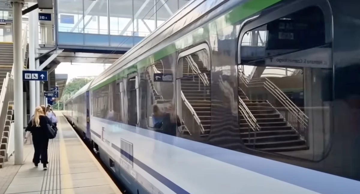 Śląskie stawia na kolej. 35 nowych pociągów Impuls 2 trafi na tory