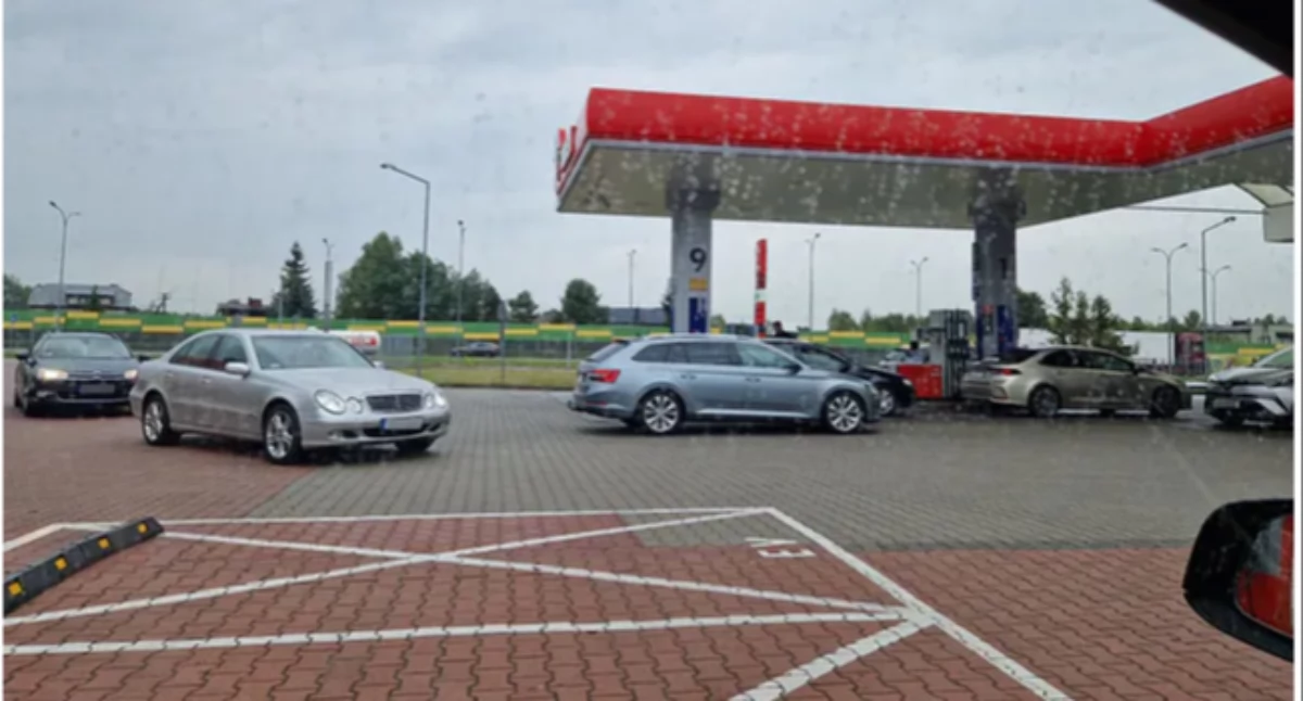 Polska wprowadza ceny maksymalne paliw. Wiadomo, ile dzisiaj kosztuje benzyna i diesel