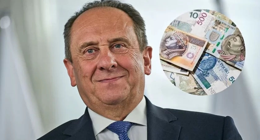 Andrzej Gut-Mostowy został liderem rankingu nieruchomościowych fortun w Sejmie. Wartość nieruchomości wykazanych w jego oświadczeniu majątkowym sięga około 72 mln zł