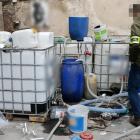 CBŚP i KAS likwidują nielegalną fabrykę alkoholu