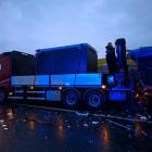 Wypadek na autostradzie A2 w Łódzkiem – zderzenie ciężarówek. Zdjęcia z miejsca zdarzenia 