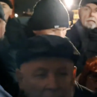 Awantura i bójka przed pomnikiem smoleńskim w nocy – Jarosław Kaczyński i Antoni...