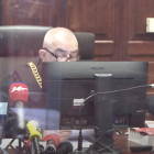 Sedzia Tomasz Grochowicz wydaje wyrok 