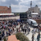 Zbigniew Komosa podczas przemówienia Andrzeja Dudy protestował z banerem 