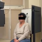 Kobieta truła koleżankę z pracy – zdjęcia z ukrytej kamery. Zdjęcia ze strony policyjnej