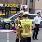 Niemcy: Kierowca Mercedesa wjechał w tłum ludzie w Stuttgarcie – zdjęcia z miejsca...