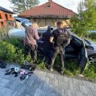 Zatrzymanie Gruzinów z nielegalną bronią. Zdjęcia z 
KRP I – ŚRÓDMIEŚCIE