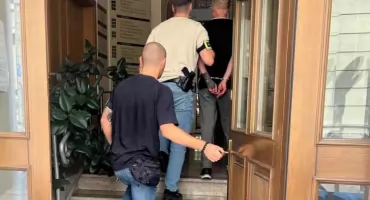 Rawicz: Pijany mężczyzna strzelał z broni. Jego celem była pracownica firmy