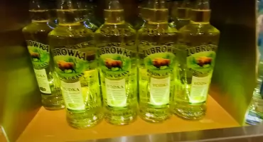 Warszawa wprowadza nocną prohibicję. Zakaz sprzedaży alkoholu w dwóch dzielnicach