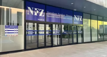 Pilotaż centrów zdrowia psychicznego przedłużony do 2026 r. Nowe finansowanie i granty