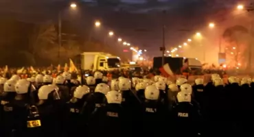 Marsz Niepodległości 2025. Neofaszystowska manifestacja 11 listopada w Warszawie – program i trasa