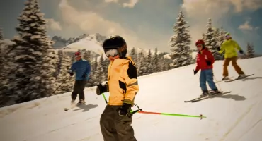 Słowacja zmienia przepisy na stokach. Kaski obowiązkowe do 18 lat