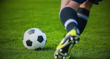 Ostrołęka: Działacz piłkarski Tomasz M. zawieszony przez COOZPN. Prokuratura stawia poważne zarzuty