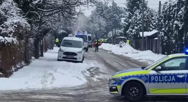 Warszawa: Podwójne zabójstwo na Targówku. Szturm policji i zatrzymanie 49-latka