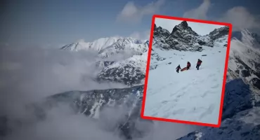 Dramatyczna akcja TOPR w Tatrach. Snowboardzista ranny na Rysach [ZDJĘCIA]