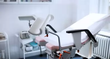 Poznań: Lekarz usunął narządy rozrodcze bez zgody pacjentki? Prokuratura kończy śledztwo